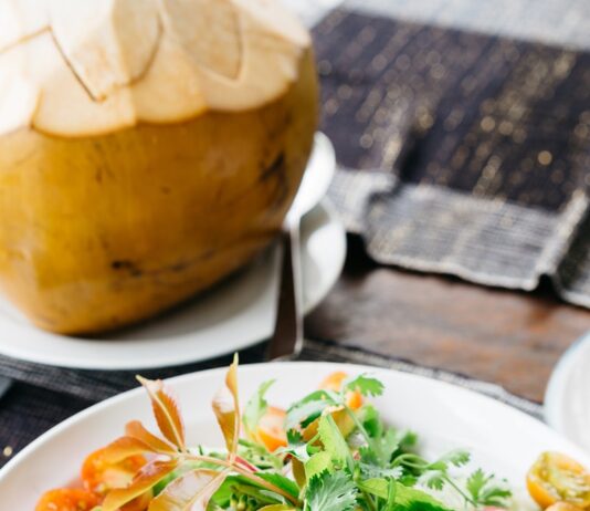 암 치료 후 재발 방지를 위한 생활 관리법 cooked dish